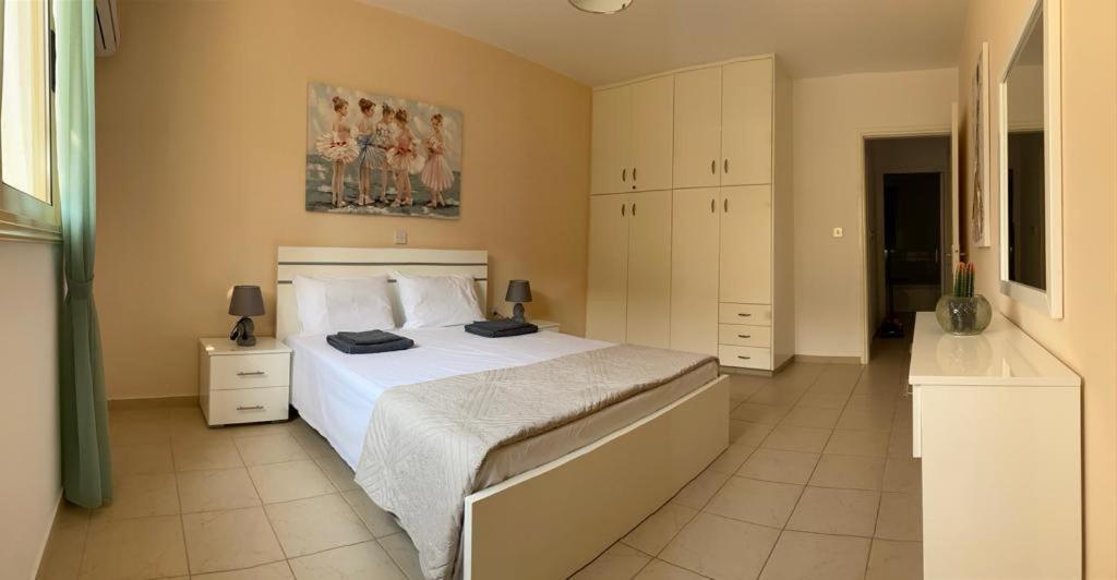 Royal Seacrest Residence Paphos Buitenkant foto